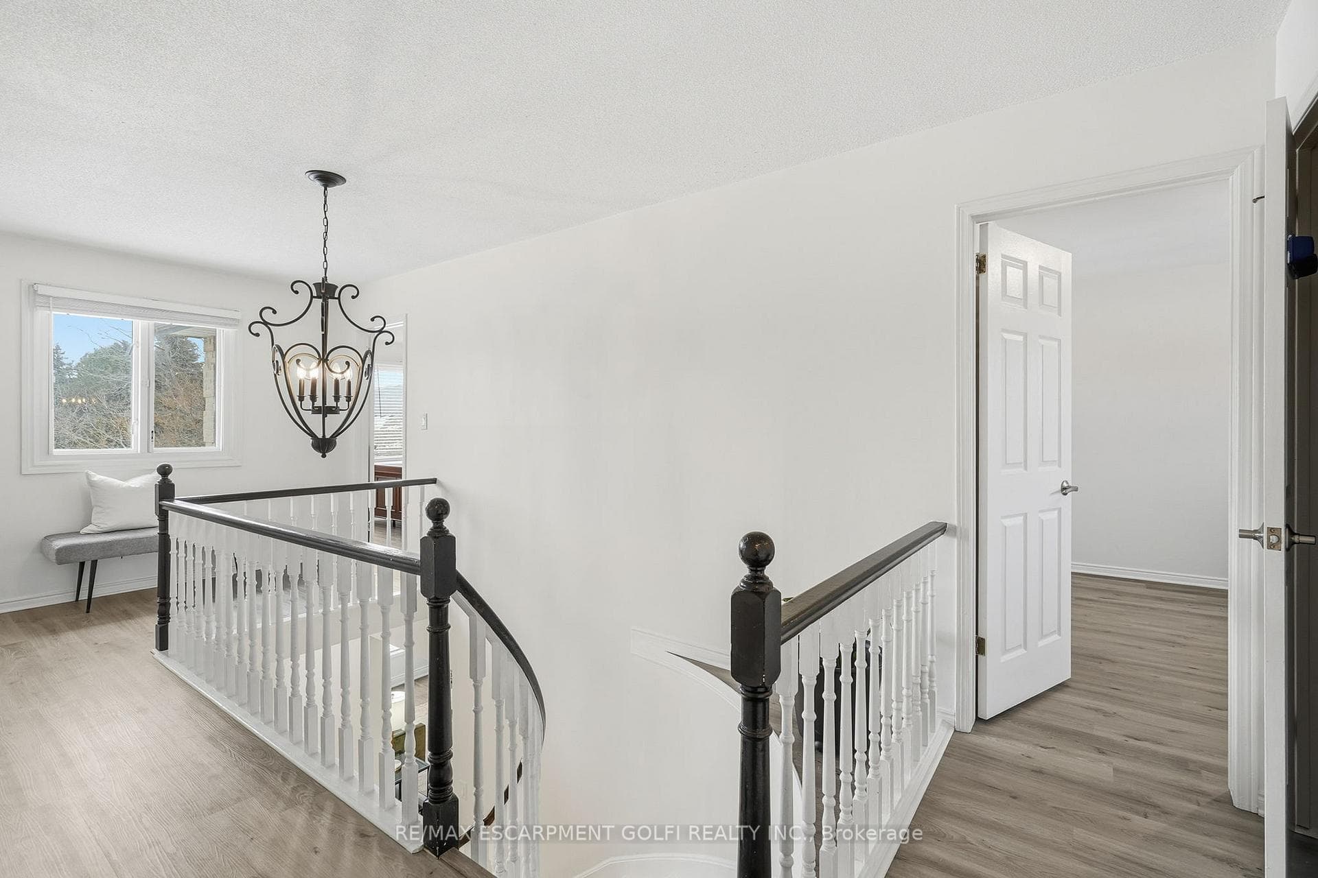2 JEANETTE Avenue photo 18