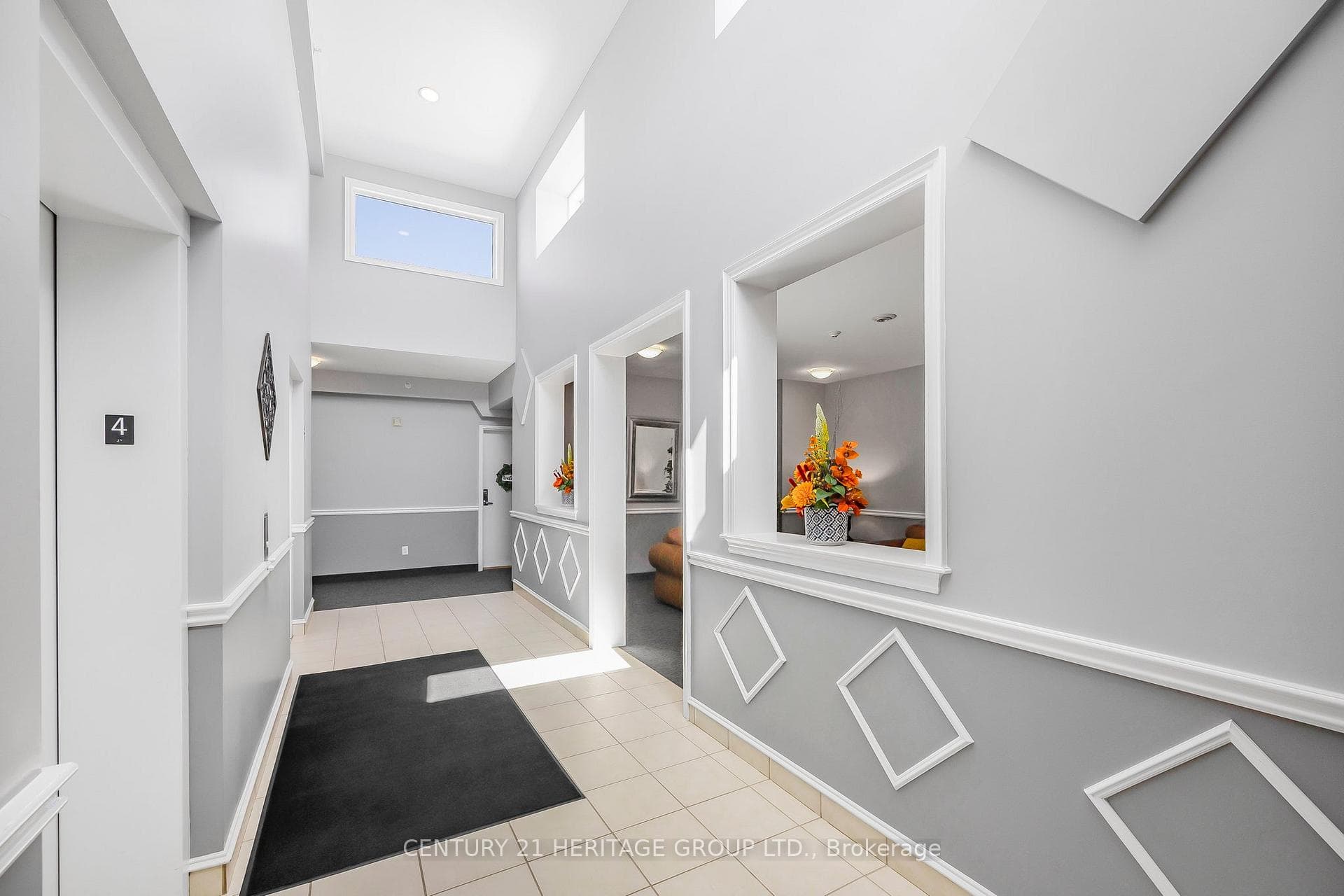 112 Simcoe Road Unit 214 photo 9