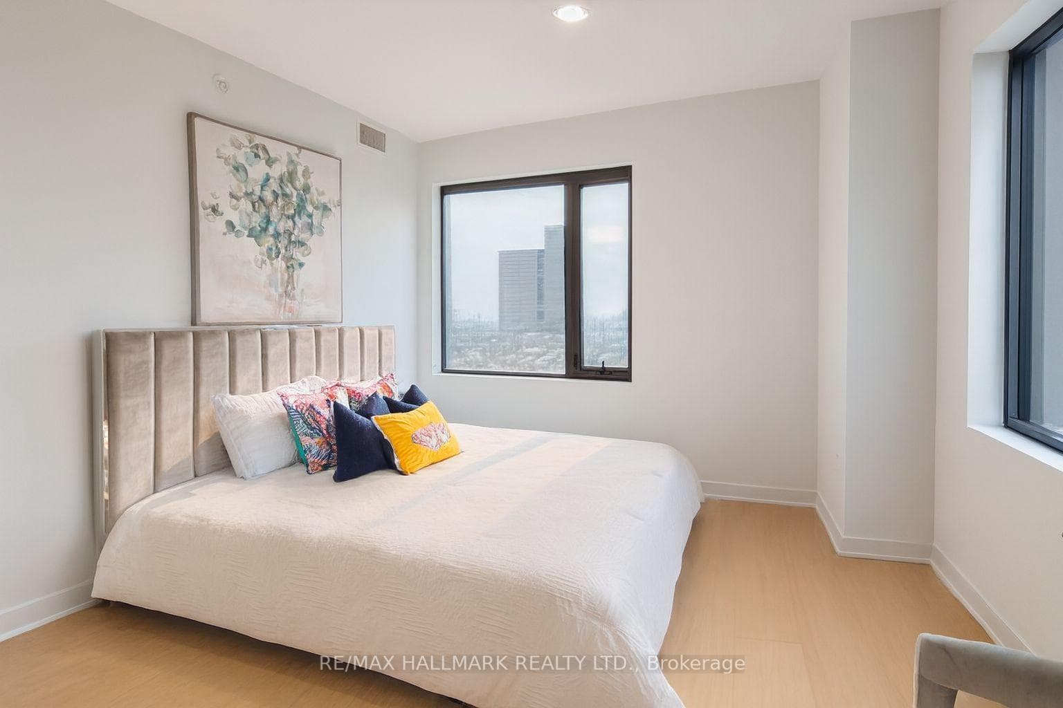 2920 highway 7 Road Unit 602 photo 8