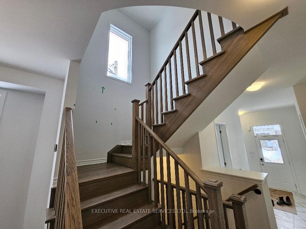 304 Starflower Place photo 10