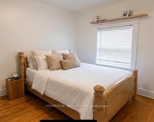 33 Maitland Street Unit 302 photo 5