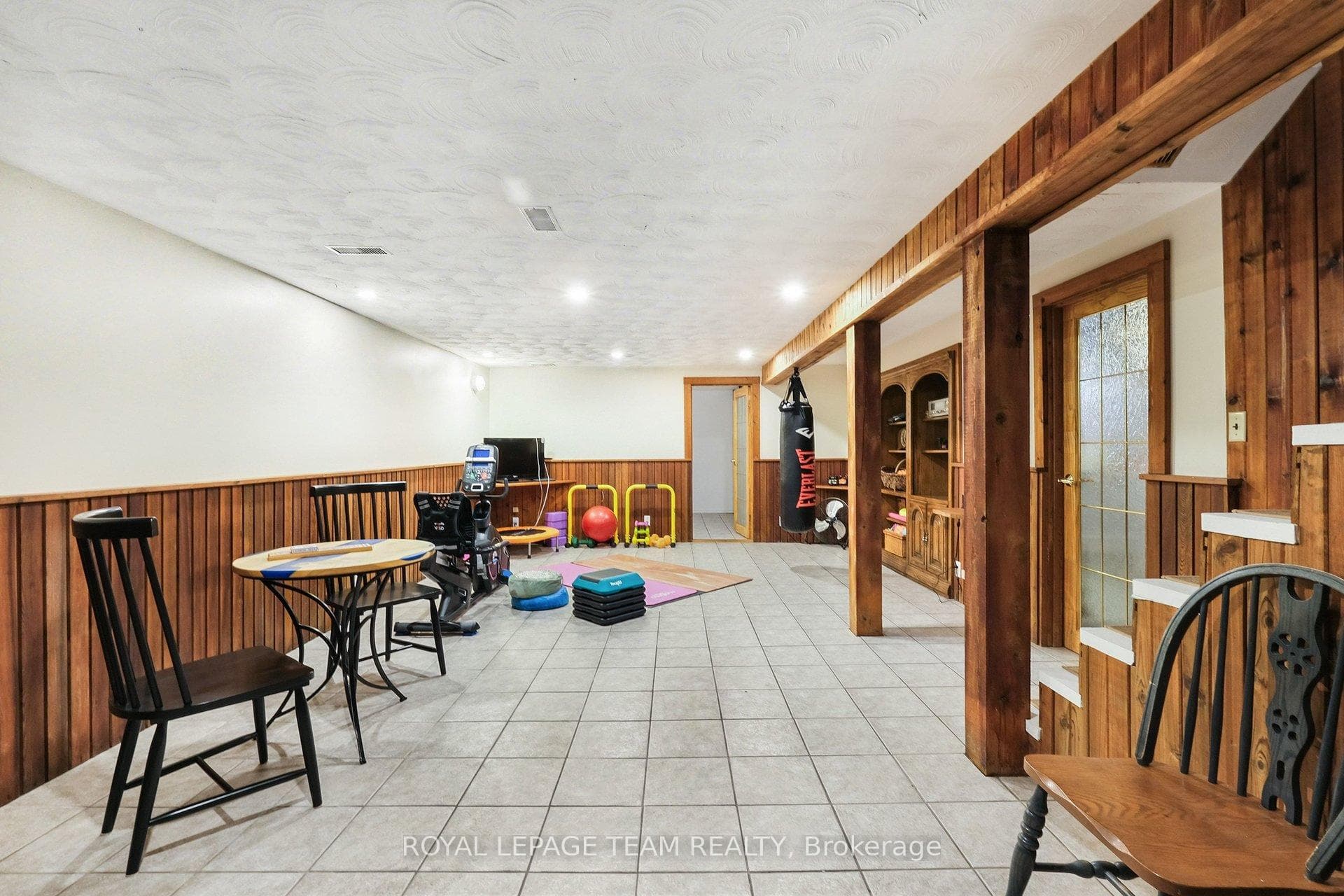 3041 Bridge Street photo 25