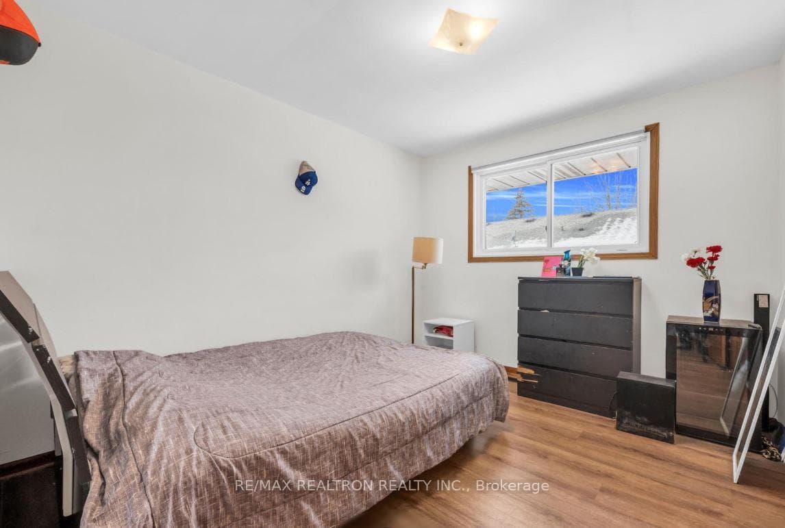 51 Robroy Avenue photo 20