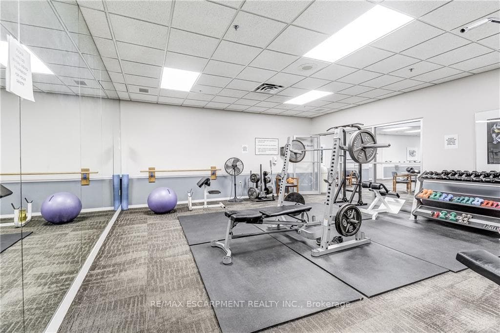1270 Maple Crossing Boulevard Unit 101 photo 30