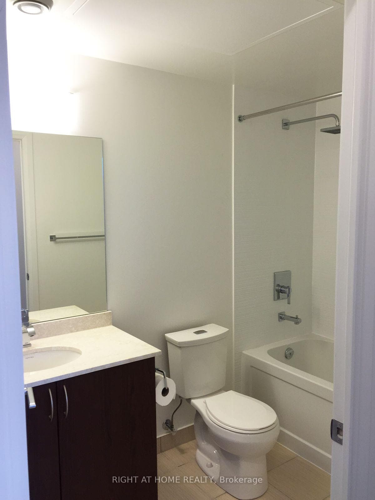 7165 Yonge Street Unit 317 photo 11
