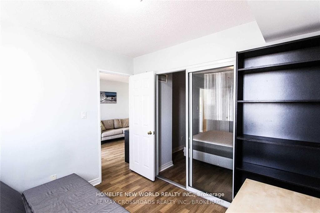 28 Empress Avenue Unit 1006 photo 13