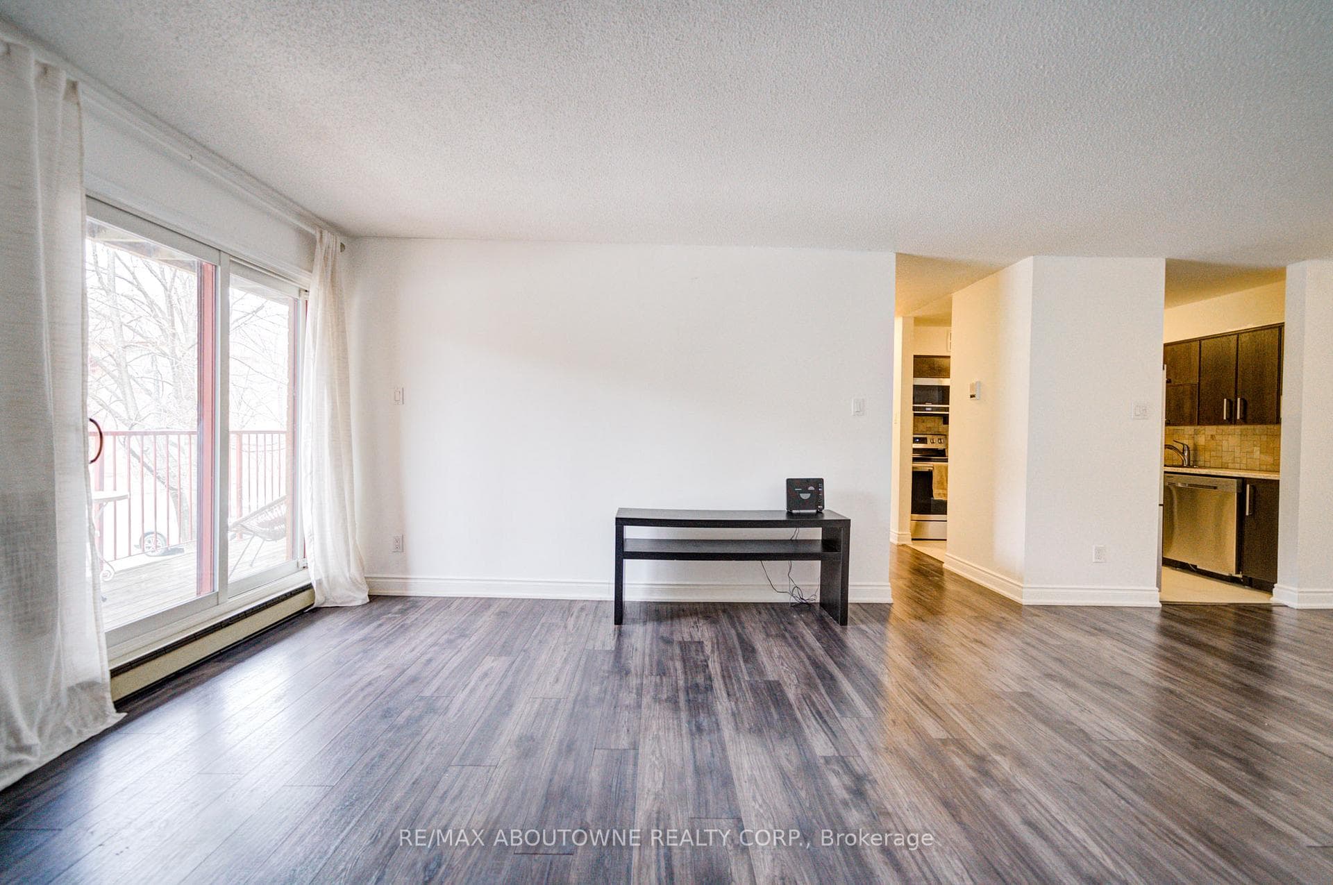 1514 Pilgrims Way Unit 521 photo 6