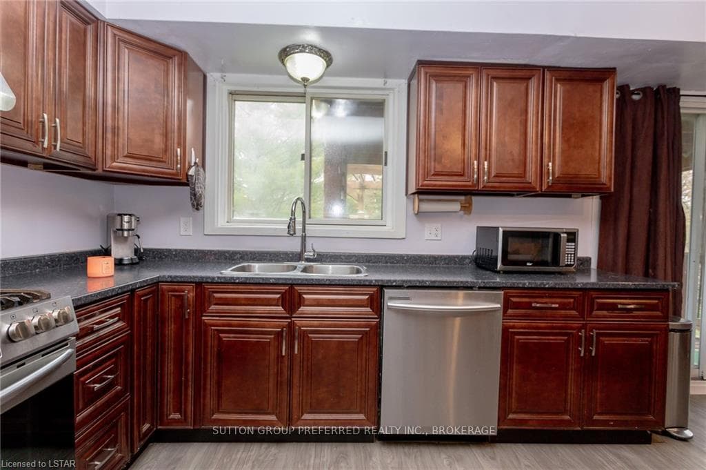 15 DAUGHERTY Drive photo 41