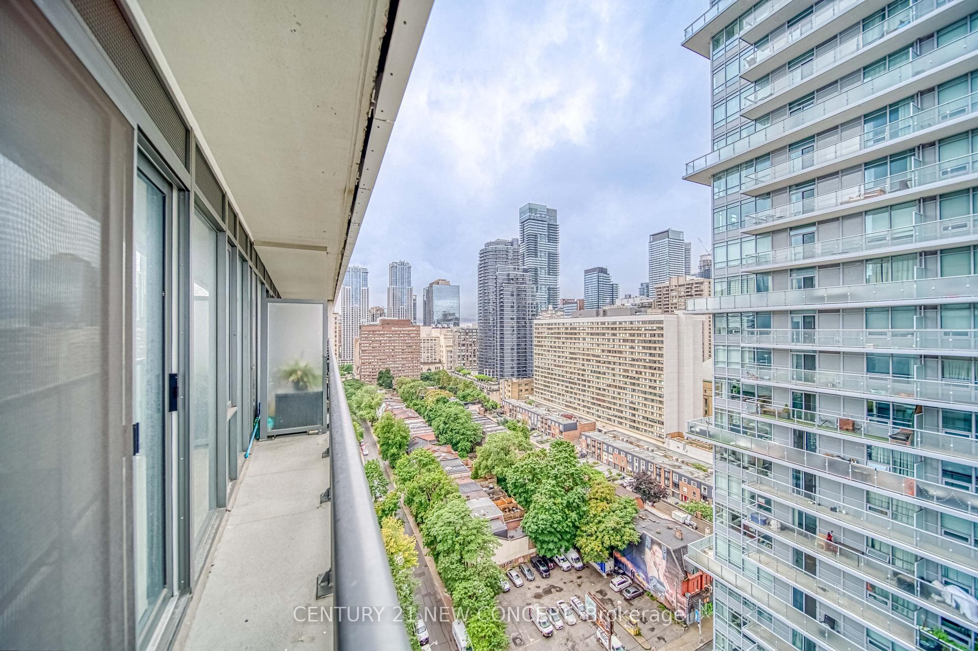 89 Mcgill Street Unit 1804 photo 27