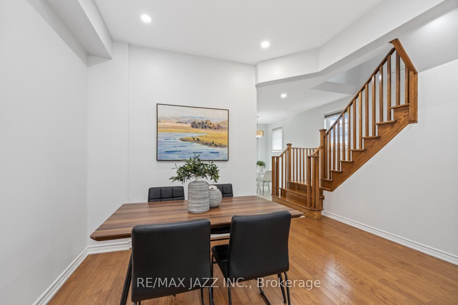 2 Mcbride Avenue photo 11