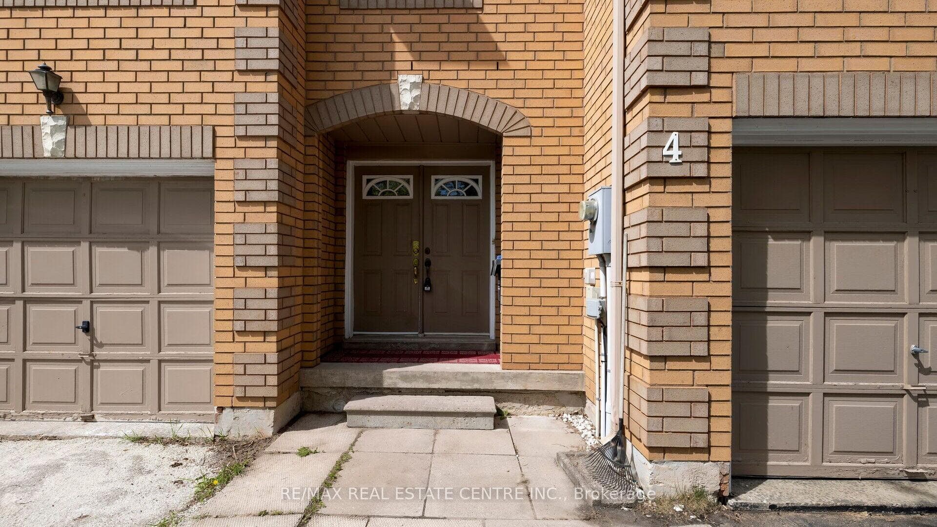 100 Brickyard Way Unit 4 photo 4