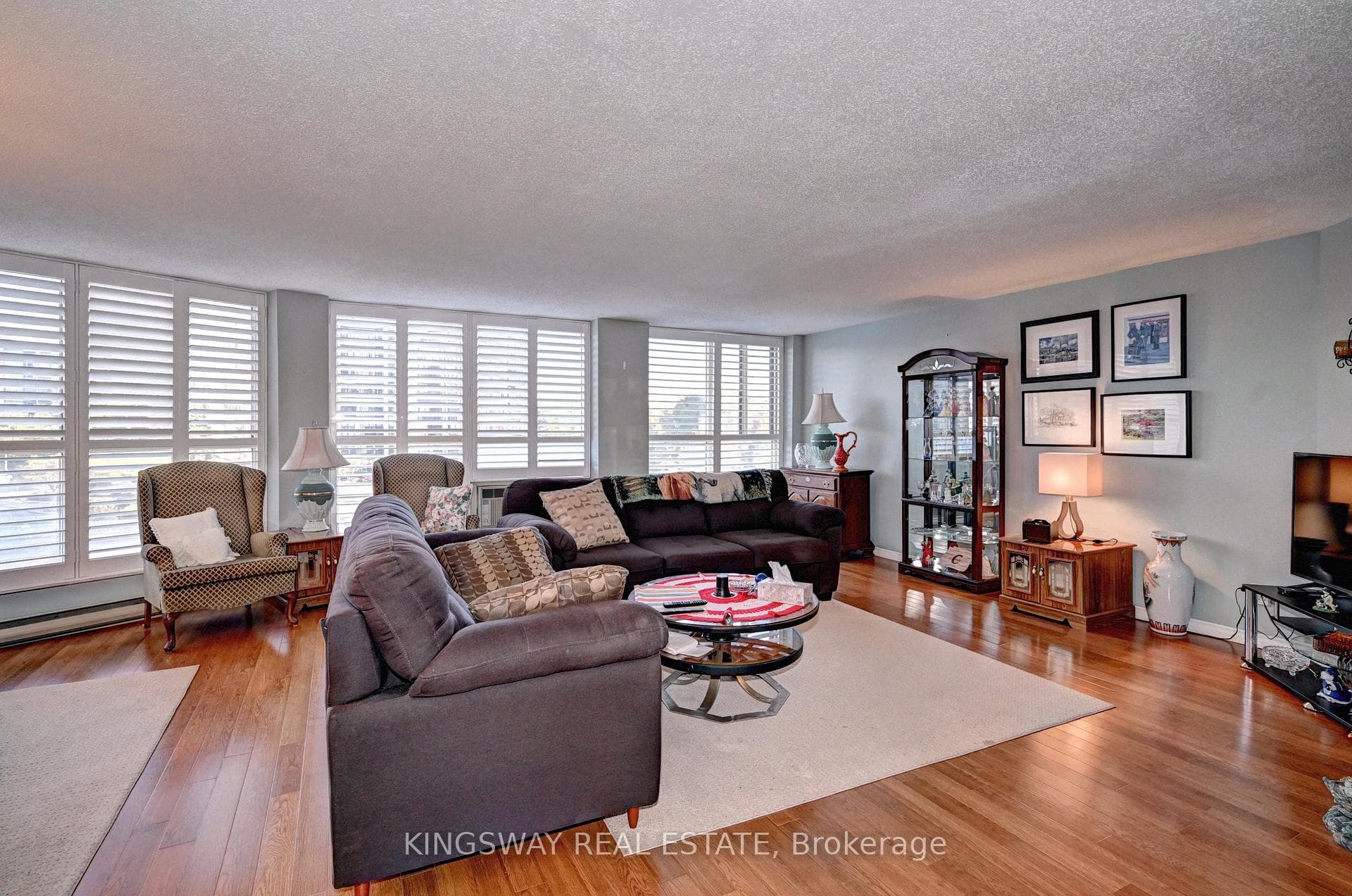 24 Marilyn Drive Unit 401 photo 17