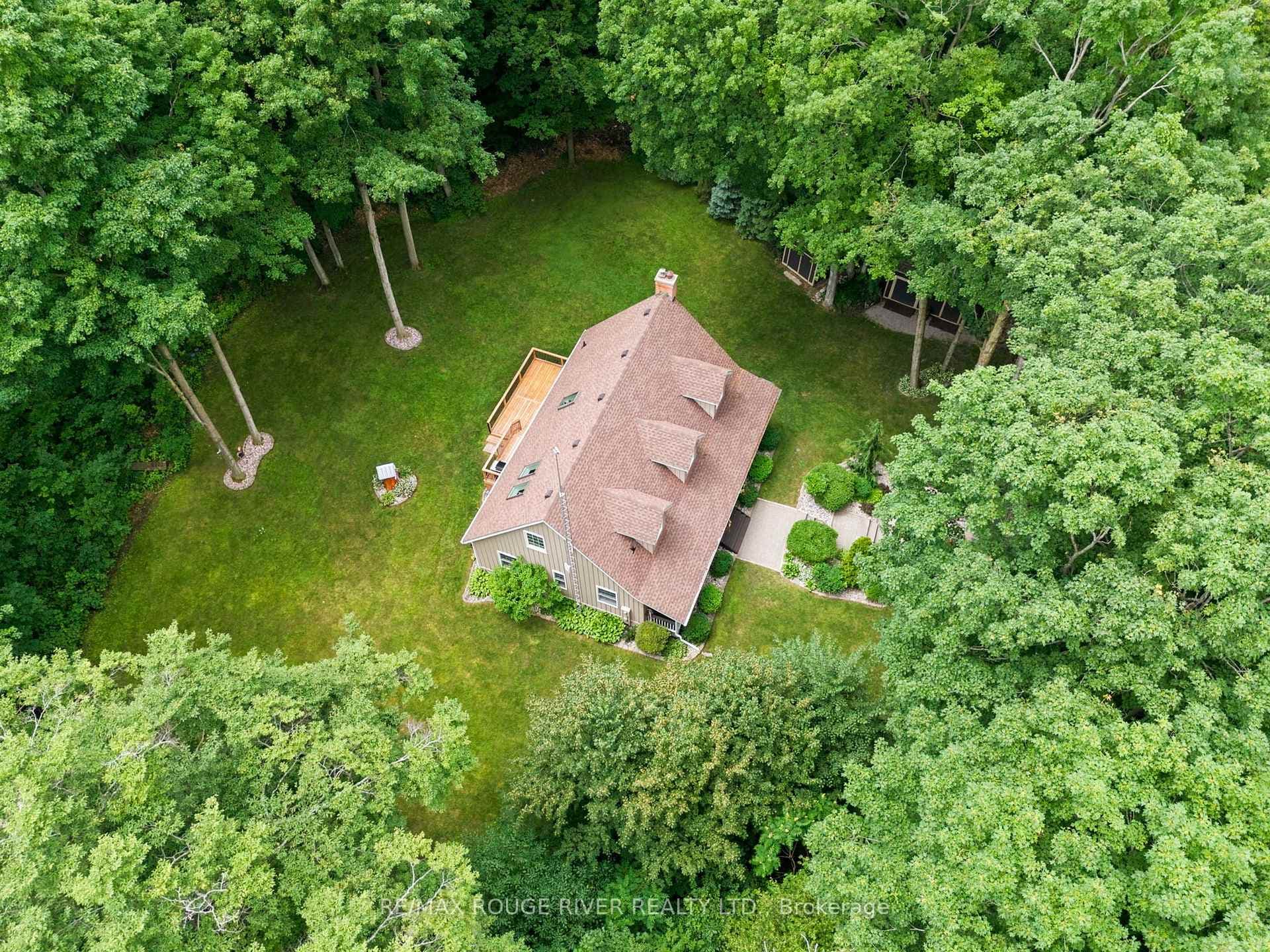 2774 Les Davey Road photo 47