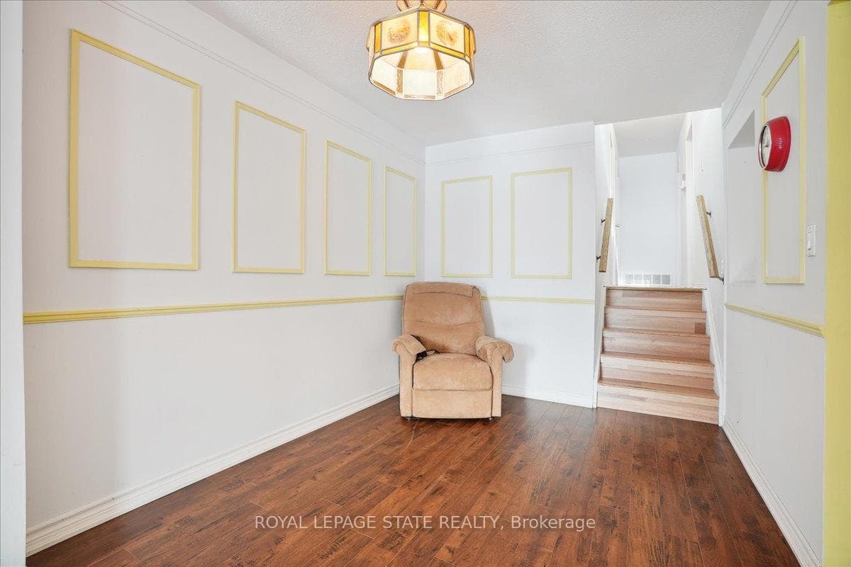 77 Cranbrook Drive photo 16