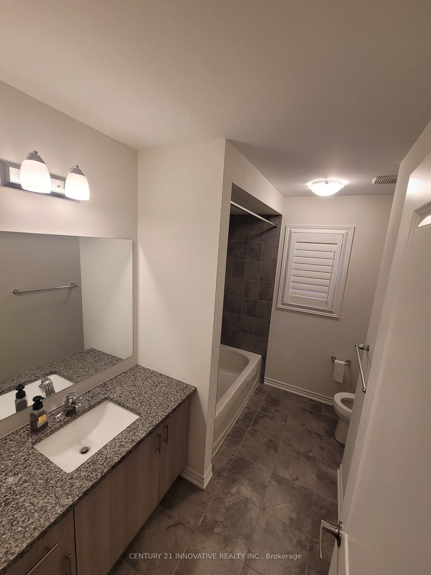 101 Auckland Drive photo 17