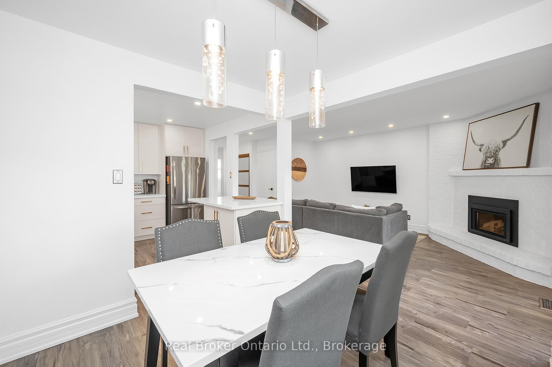 353 Macintosh Drive photo 12