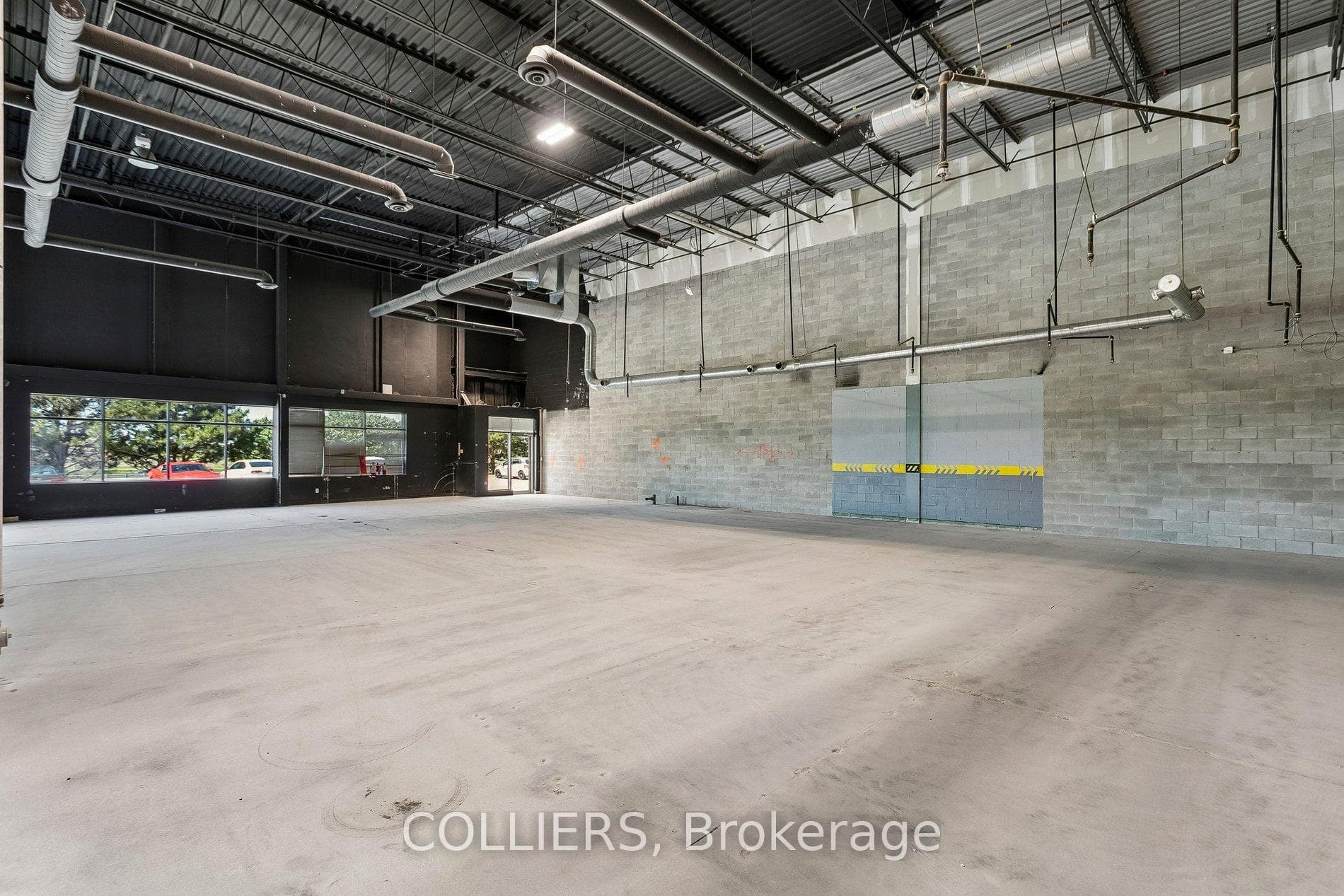 4020B Sladeview Crescent Unit 6 photo 4