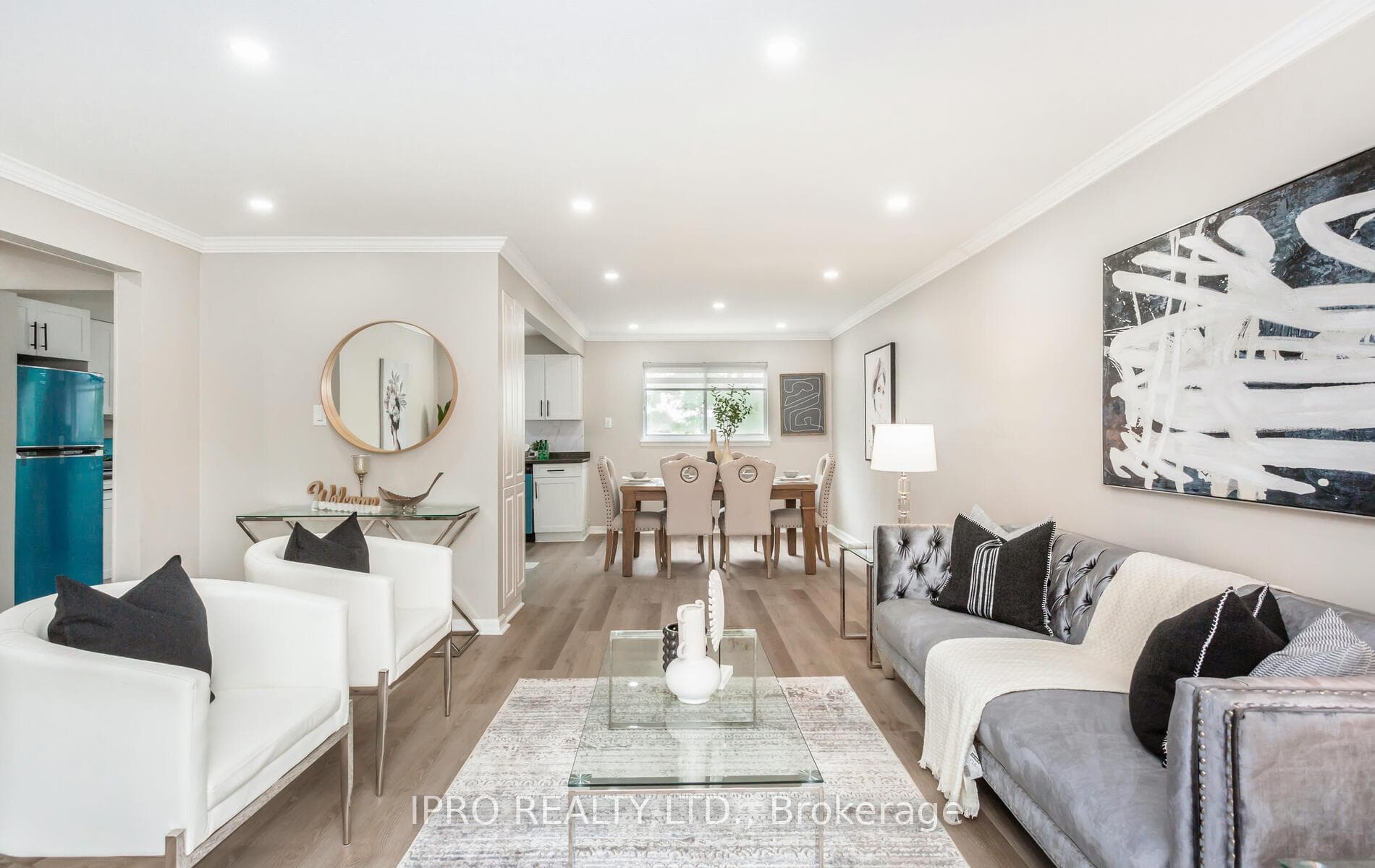 578 TRAFFORD Crescent photo 17