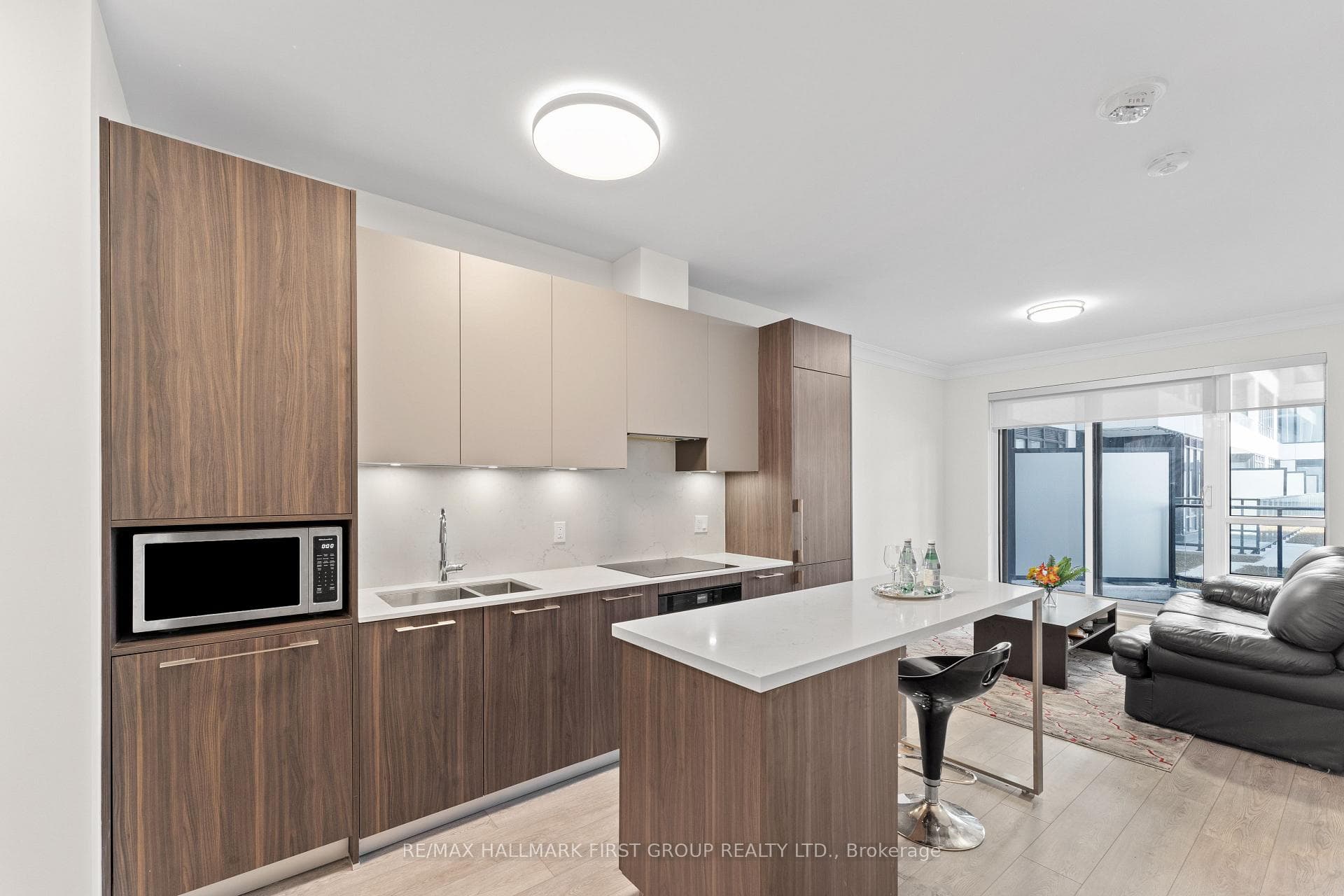 38 WATER WALK Drive Unit 231 photo 8