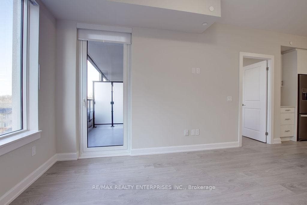 3220 William Colston Avenue Unit 520 photo 26