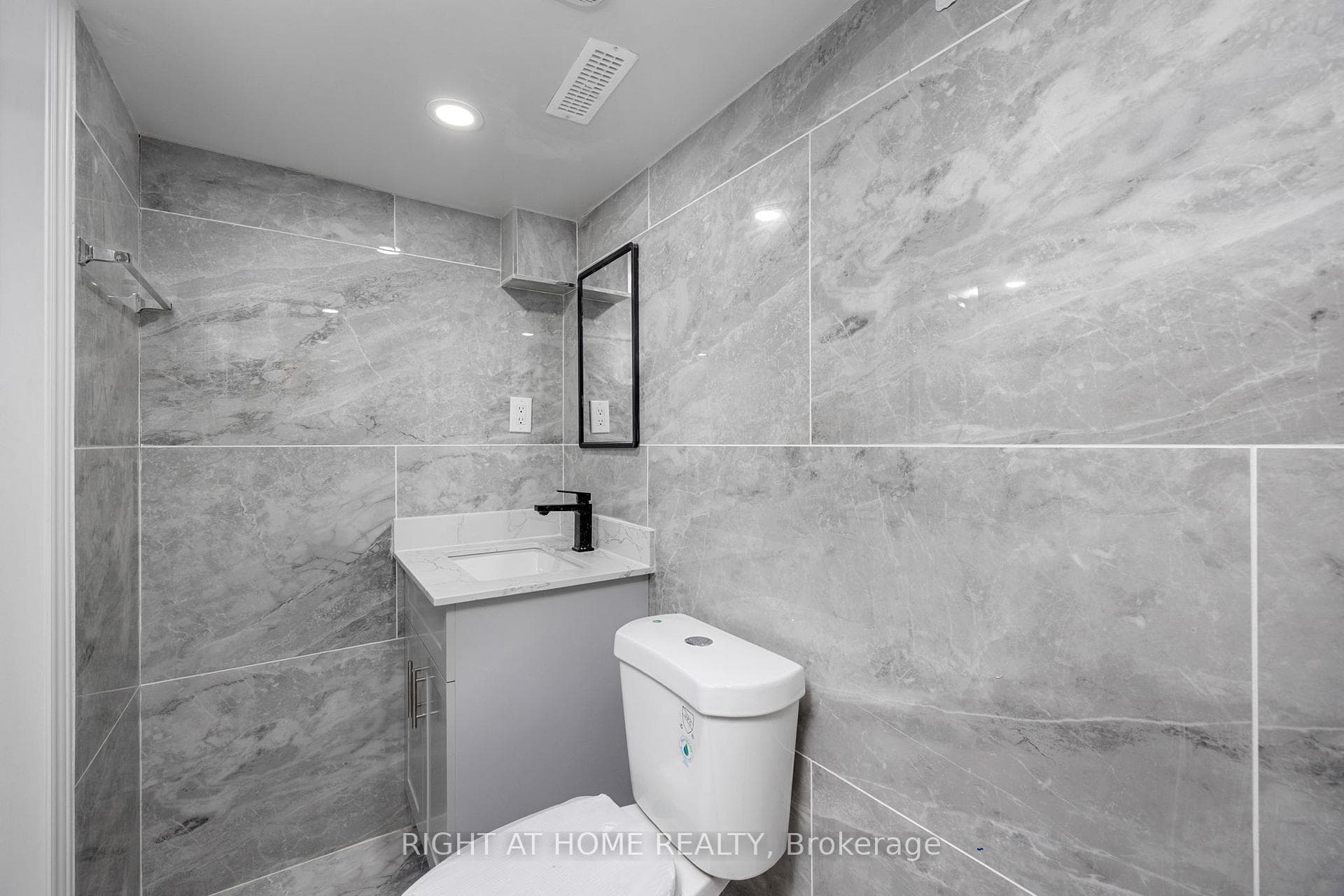 53 Gaiety Drive photo 25
