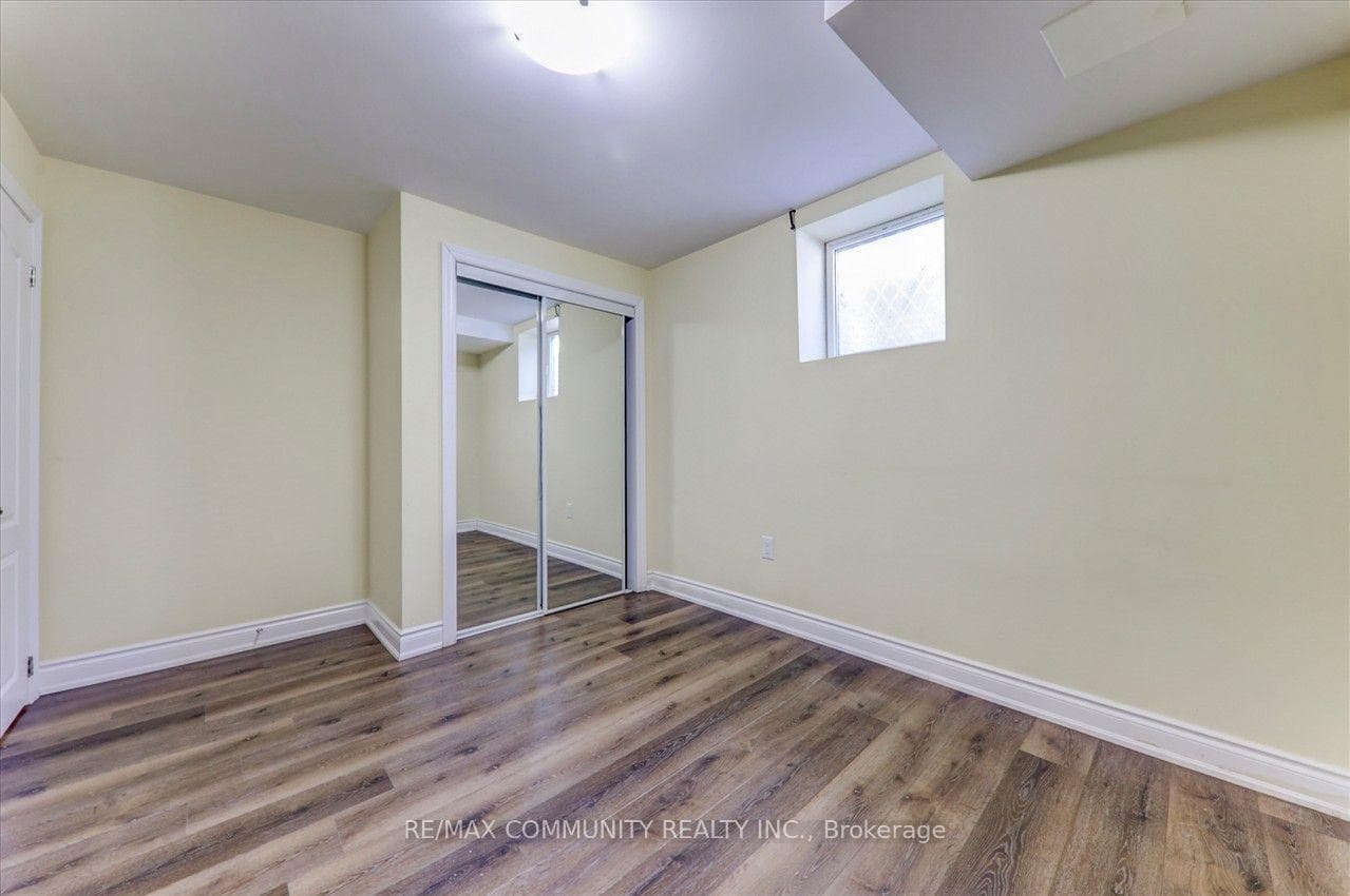 69 Clearfield Drive photo 33