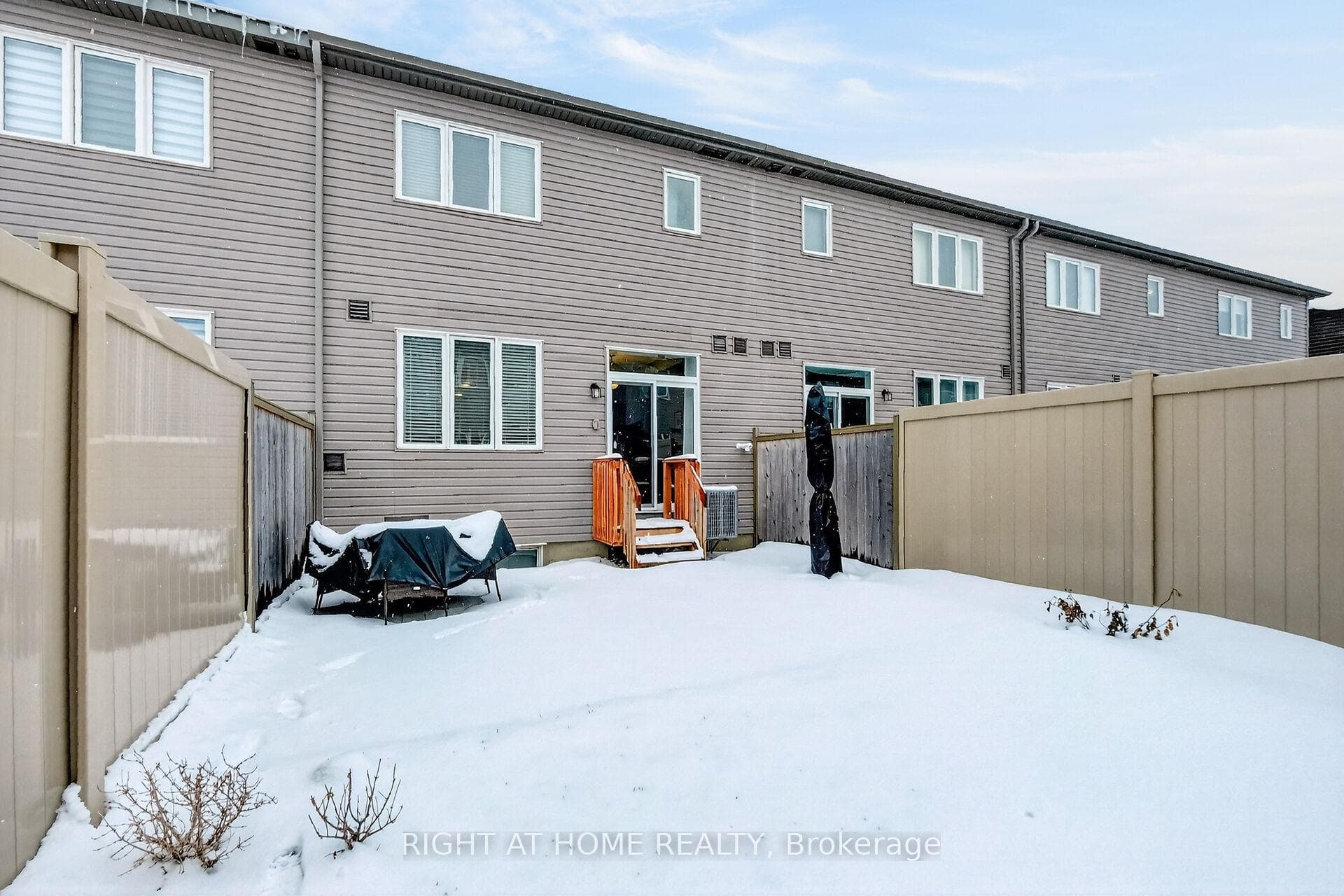 577 Decoeur Drive photo 43