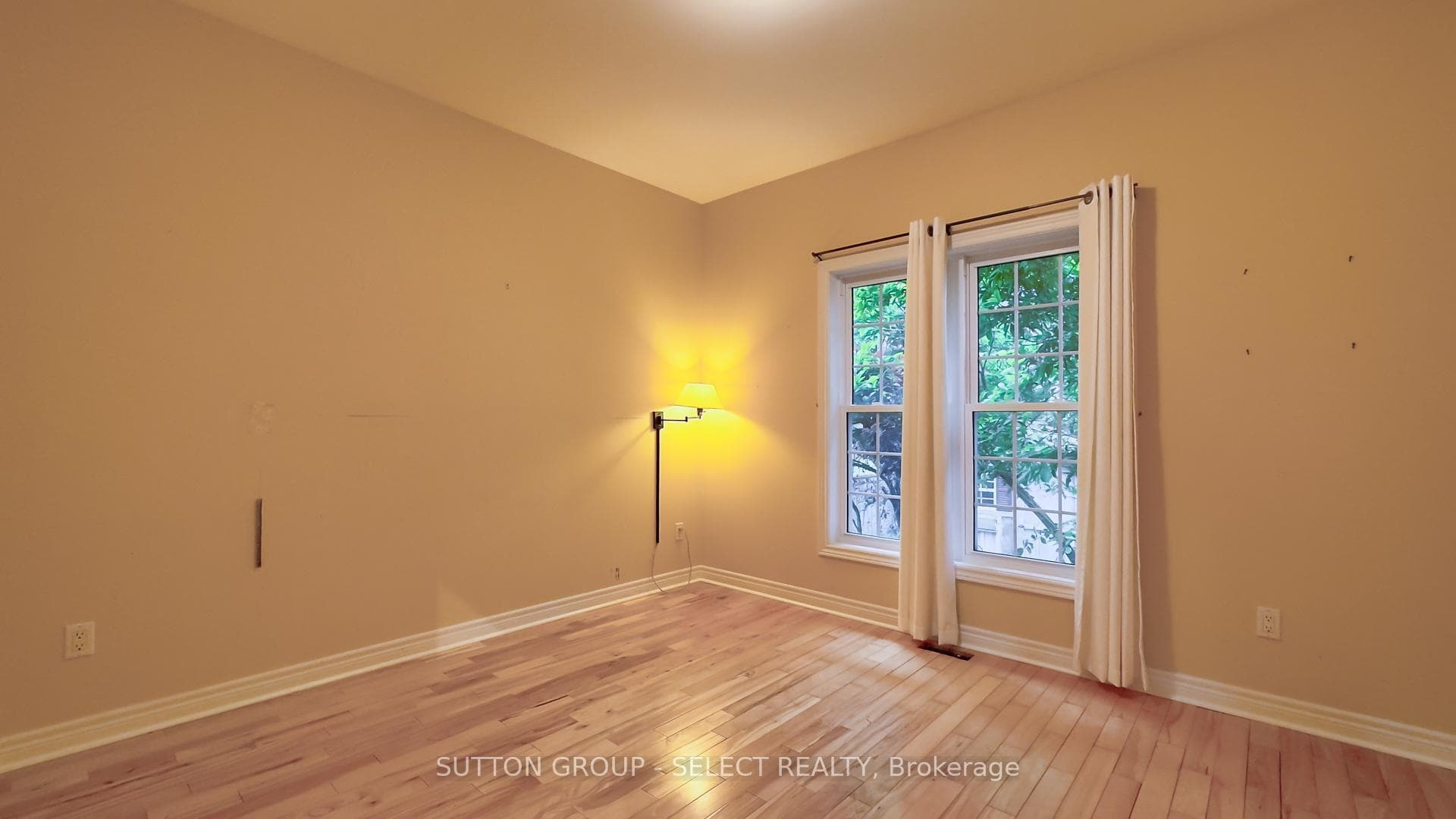 51 Lee Crescent photo 23