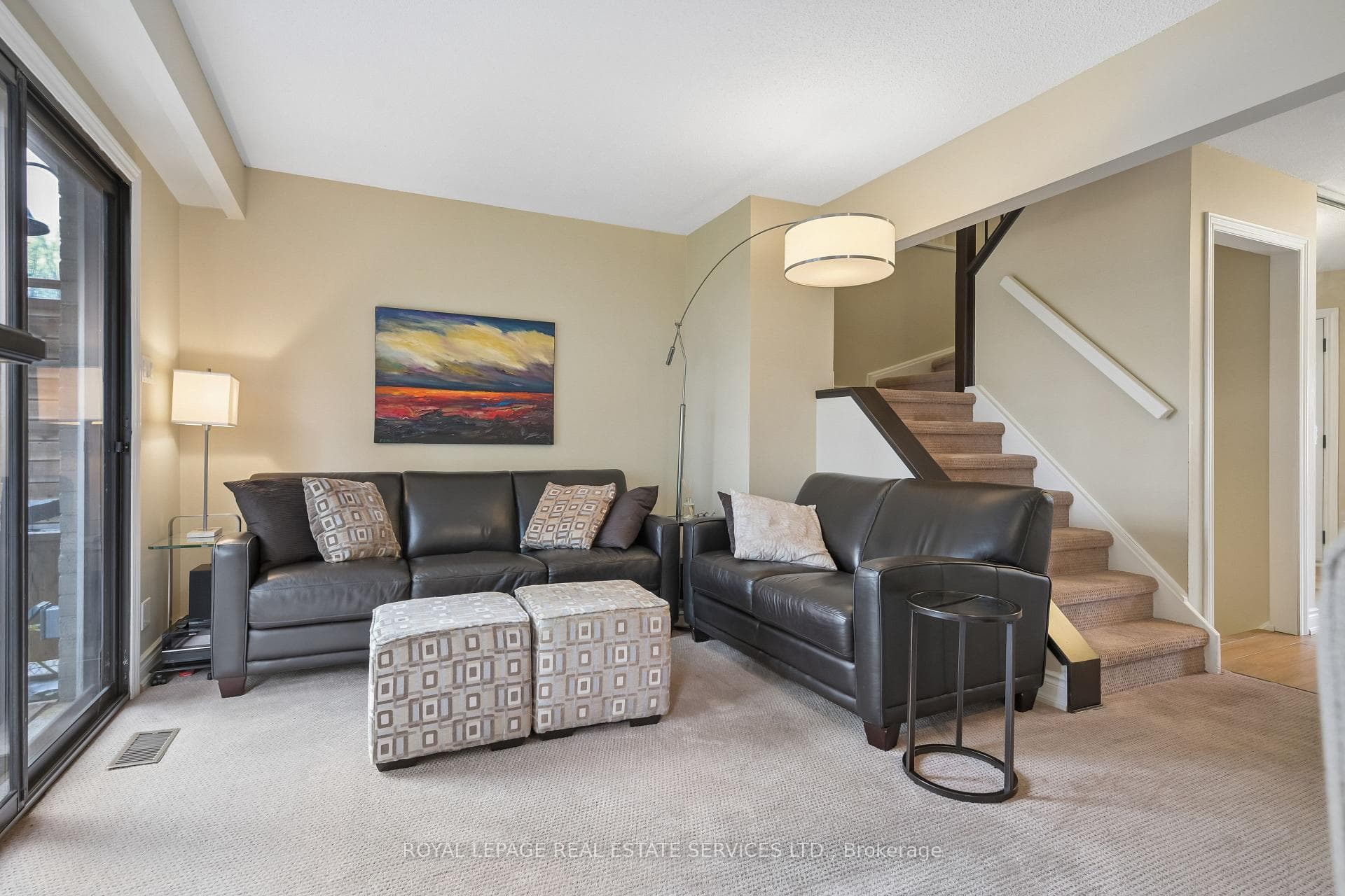 1078 Montgomery Drive photo 6