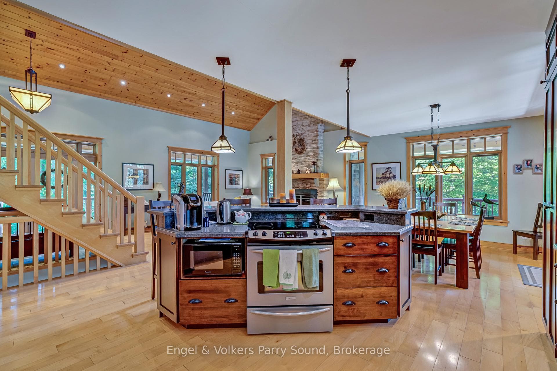 35 SHAKELL Road photo 12