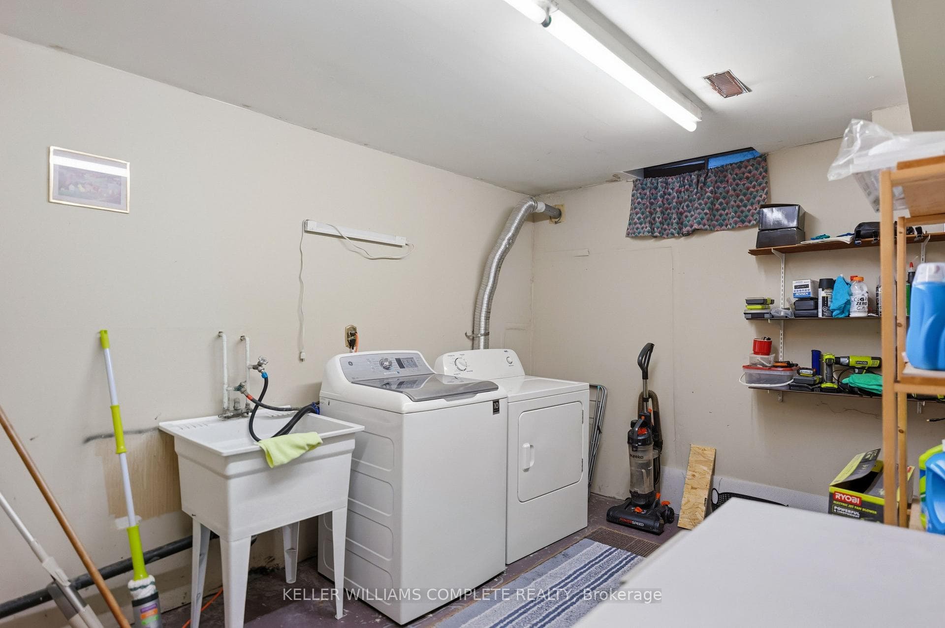 228 Golden Orchard Drive photo 20