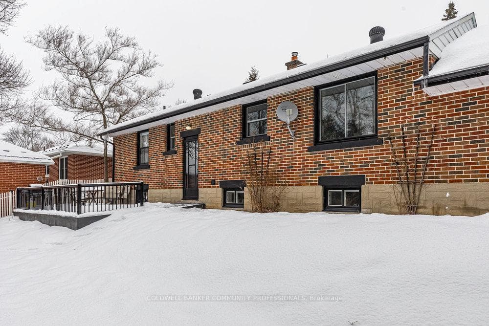 16 Westmount Road photo 42