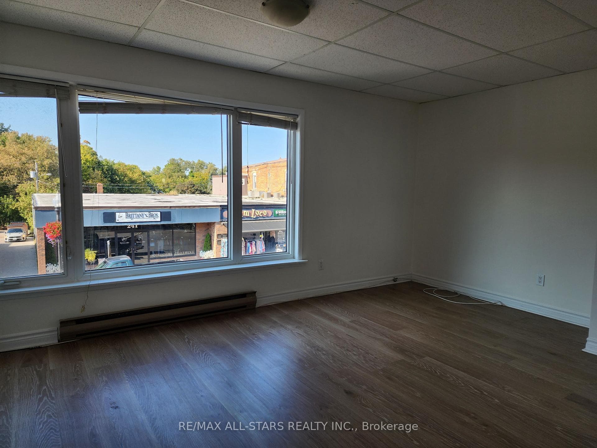 244 Queen Street Unit 248 photo 3