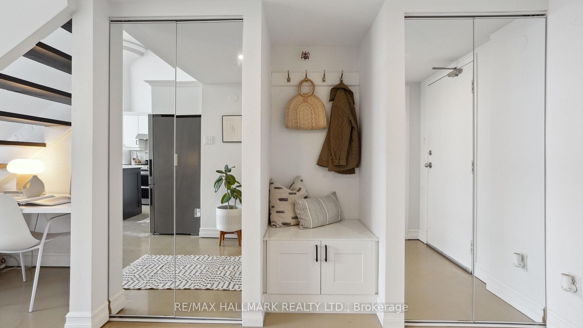 245 Carlaw Avenue Unit 505A photo 16