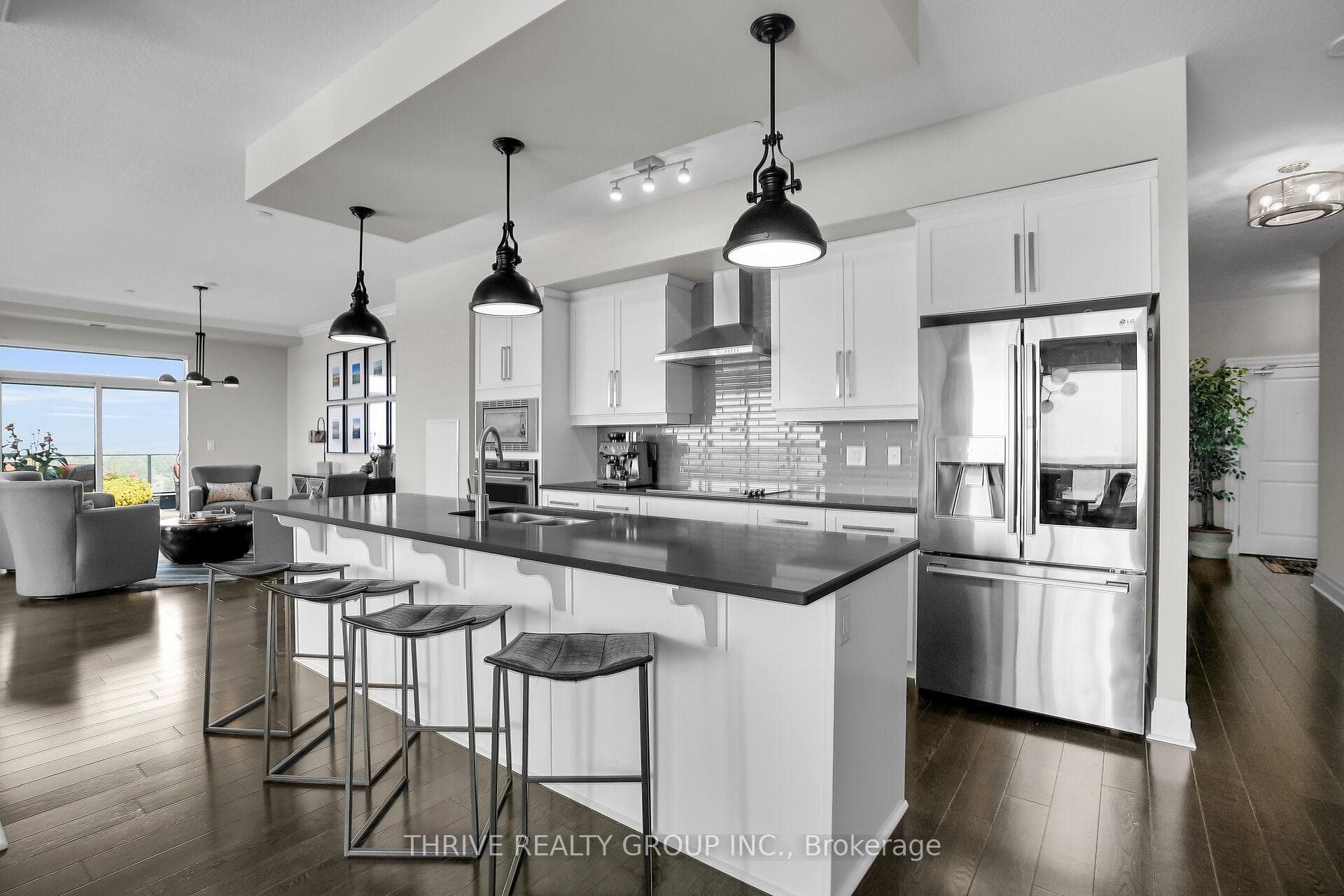 240 Villagewalk Boulevard Unit 1301 photo 11
