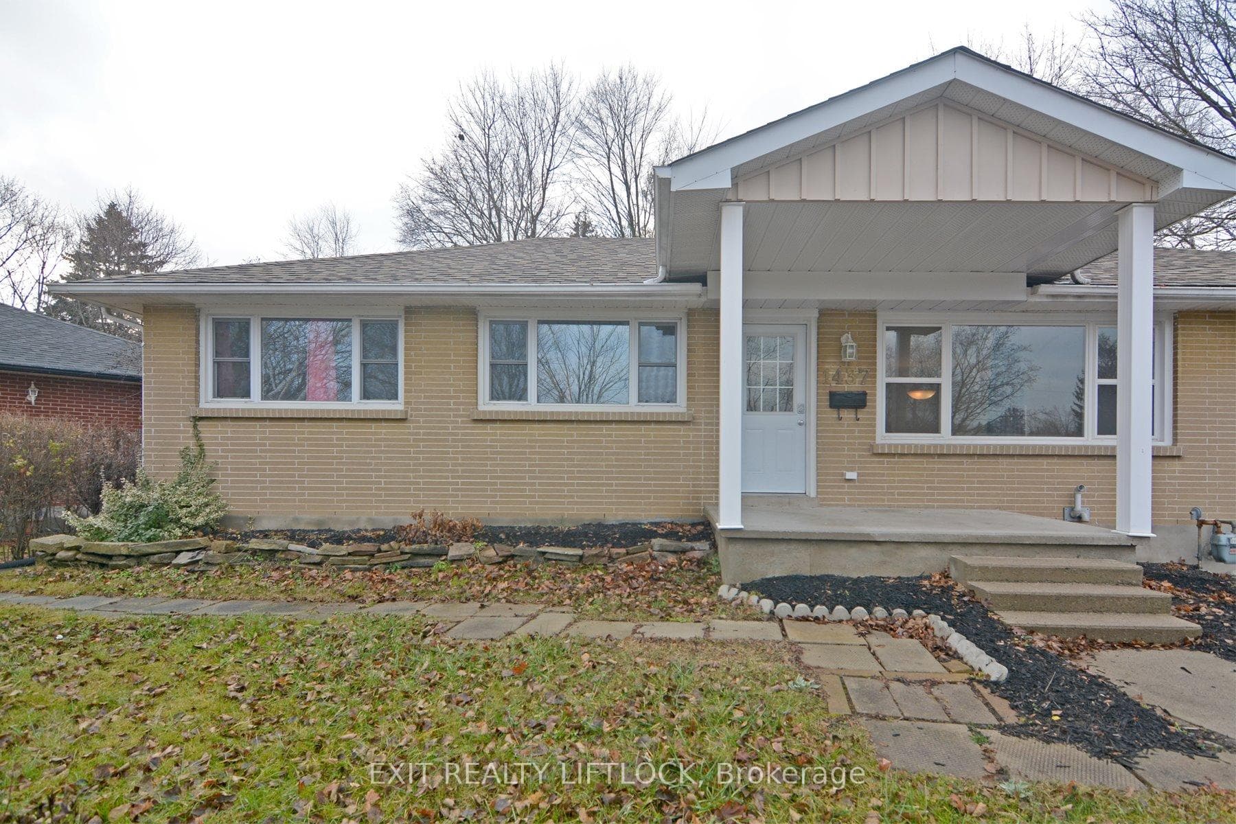 1437 Westbrook Drive Unit Main Floor photo 1