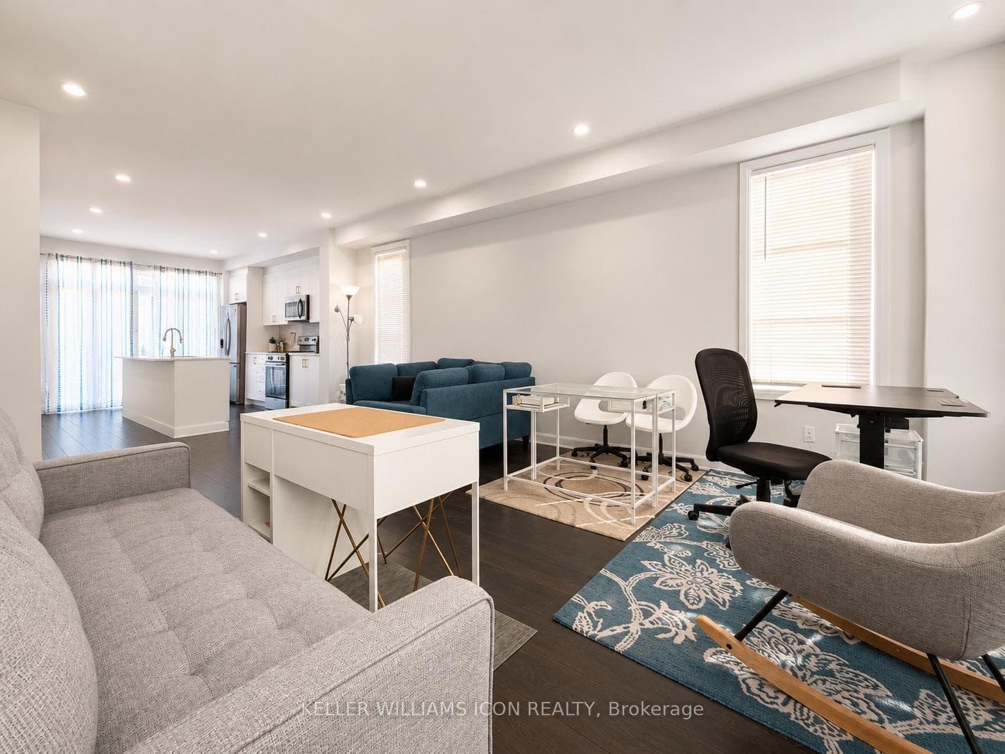 349 Clearpath Private photo 12