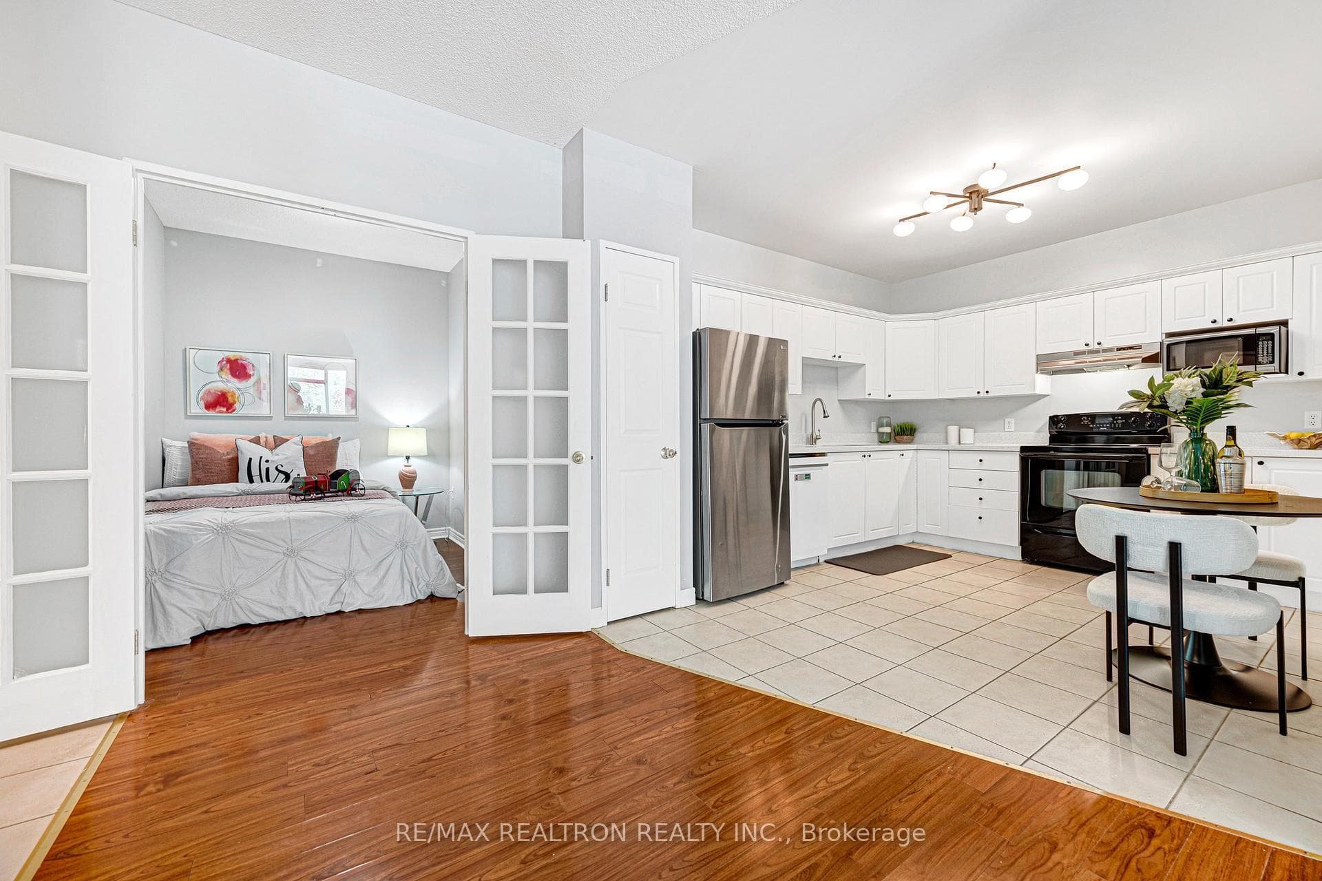 255 Keats Way Unit 203 photo 18