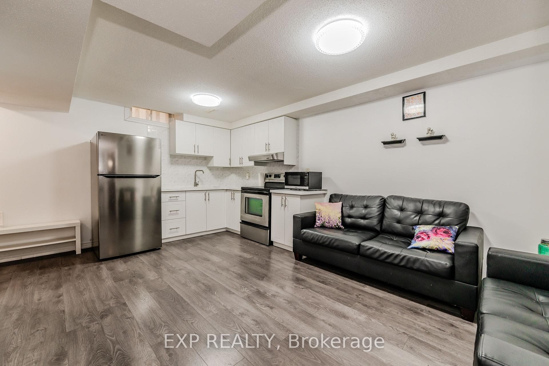 160 Provident Way photo 24