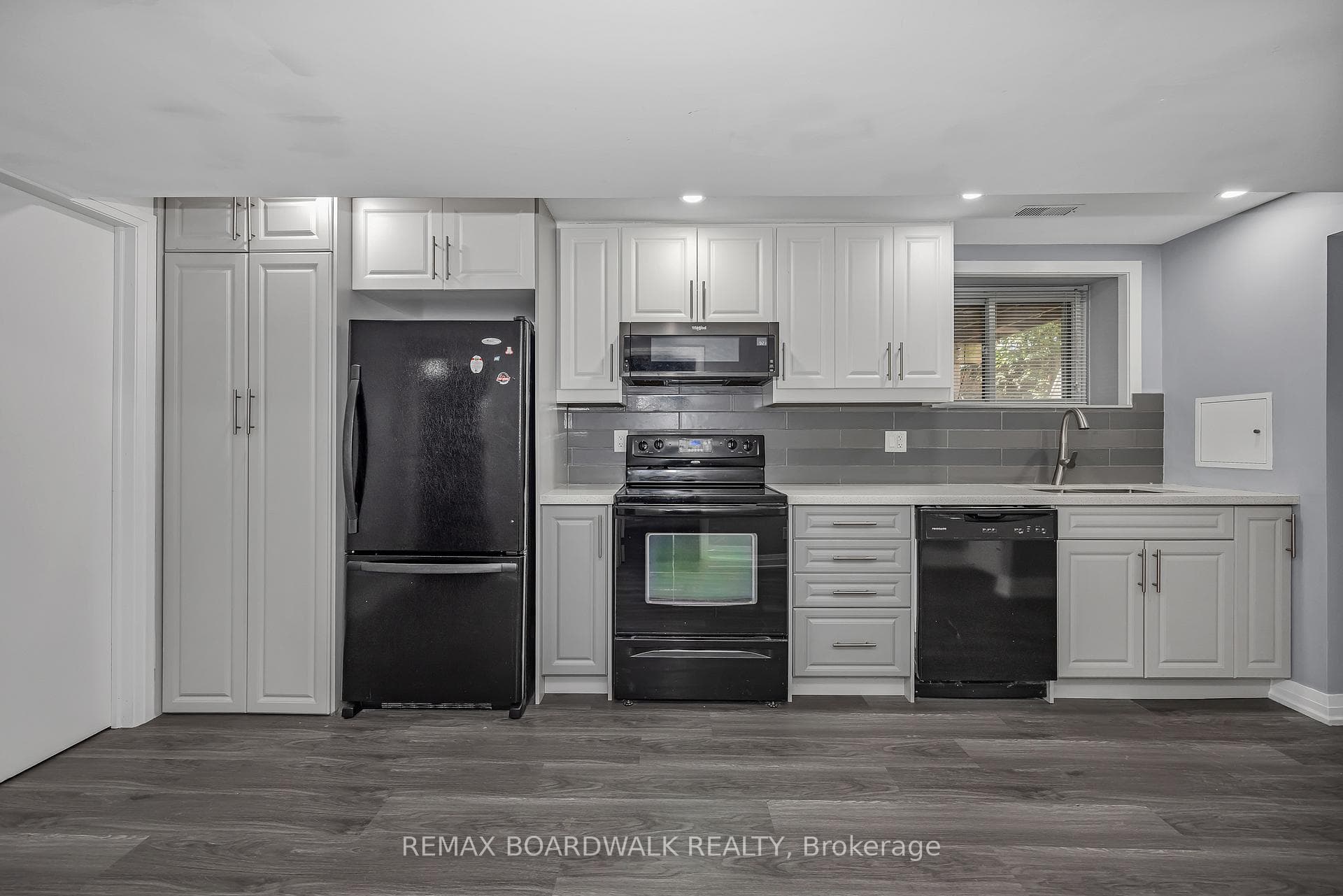 956 Garwood Avenue photo 28
