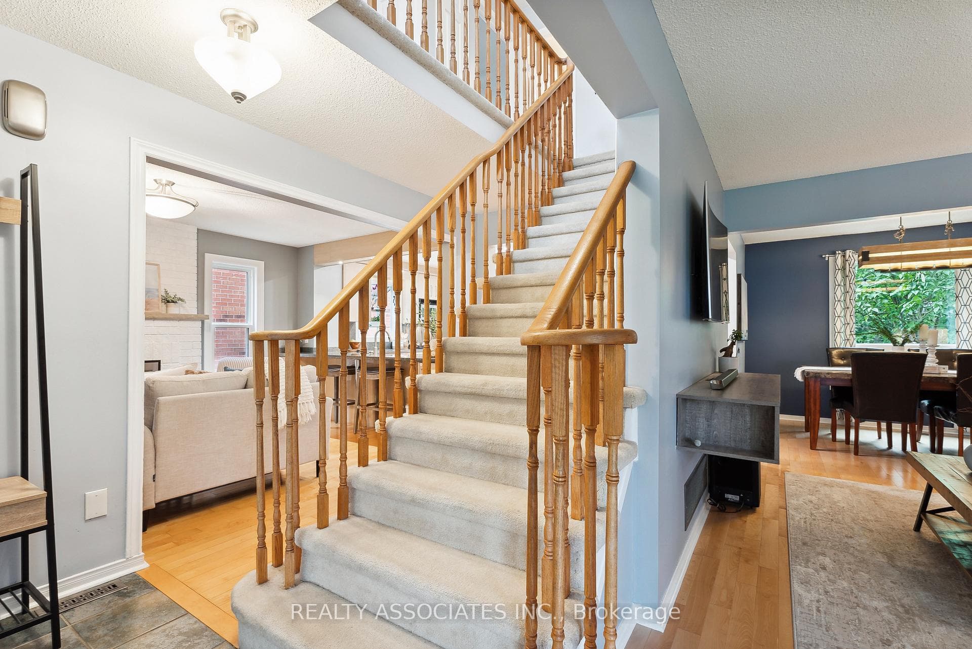 86 Humphrey Drive photo 6
