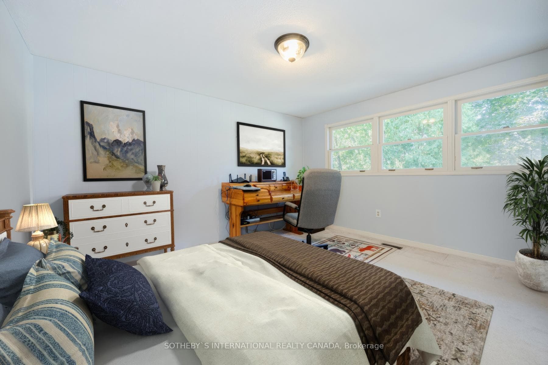 12 Jolyn Court photo 24