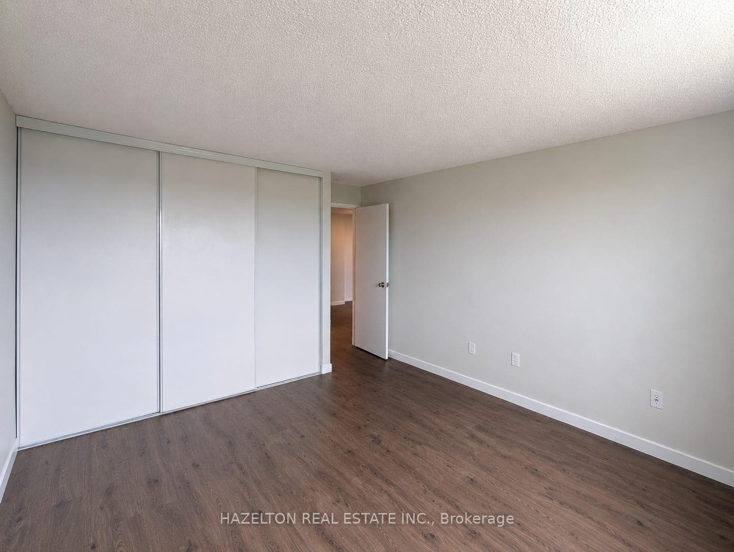 6719 Glen Erin Drive Unit 404 photo 12