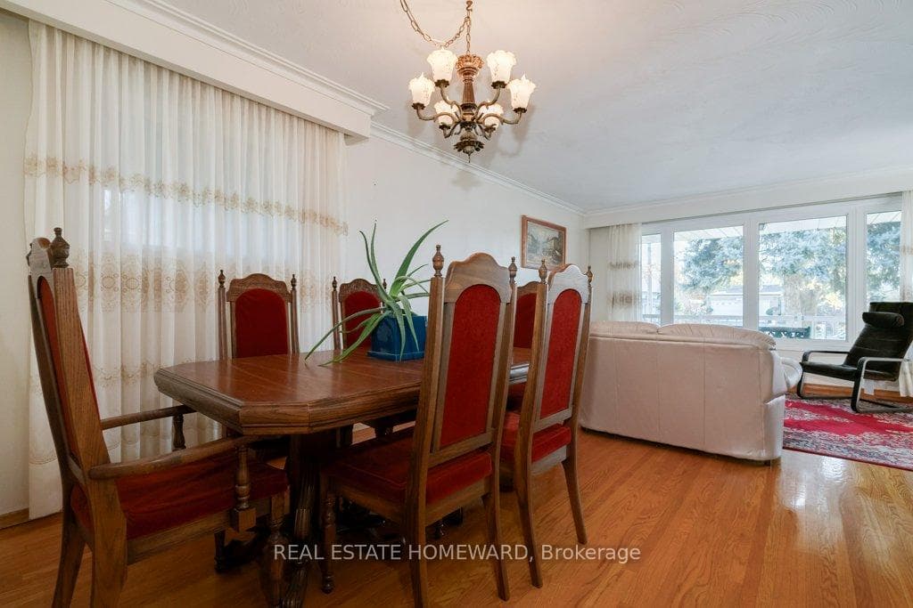 34 Pleasant View Drive photo 10