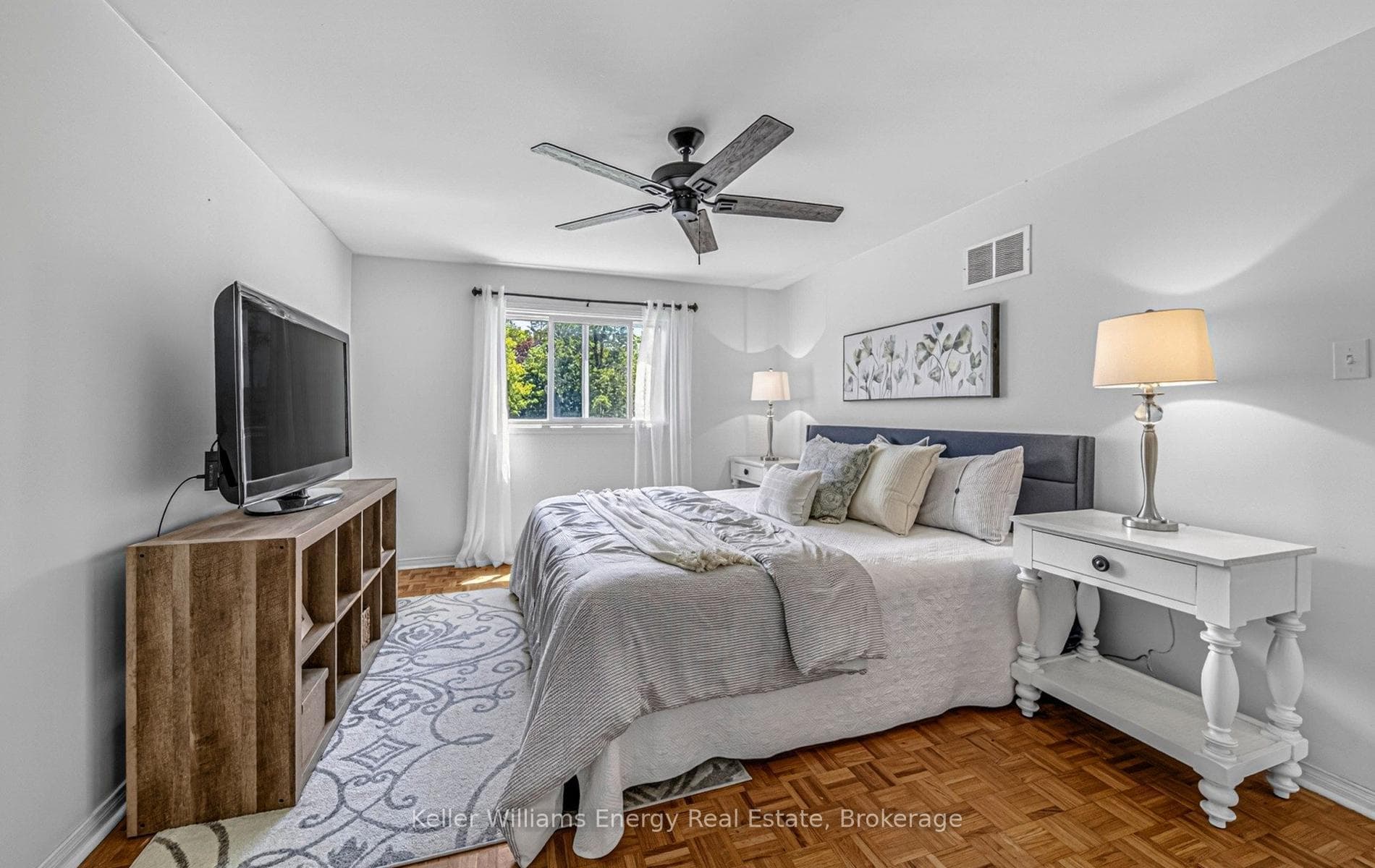 60 Habitant Crescent photo 28