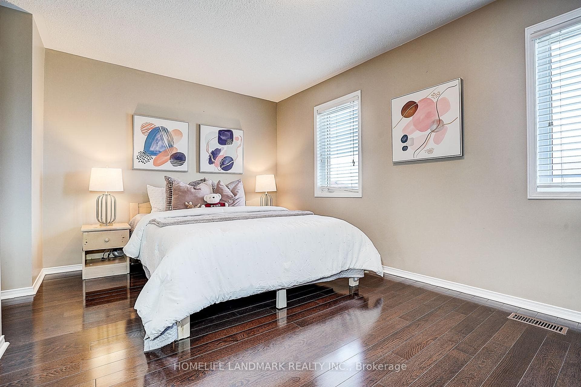 90 Snowdon Circle photo 37