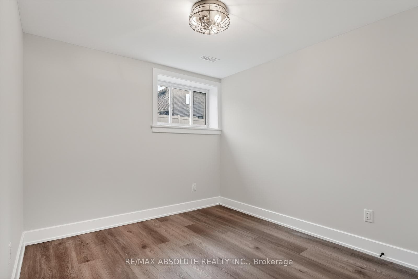 106 MCPHAIL Road photo 31