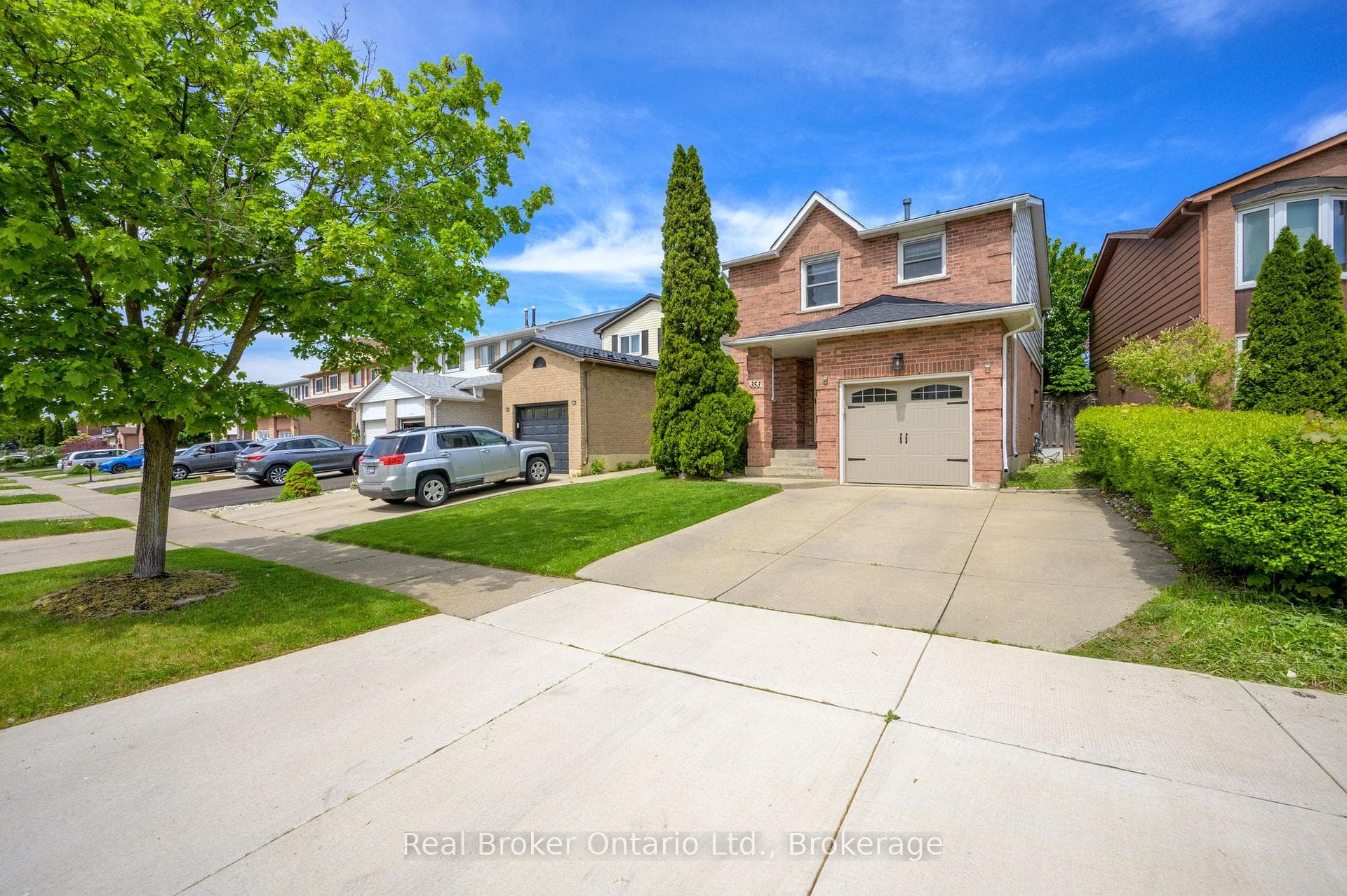 353 Macintosh Drive photo 2