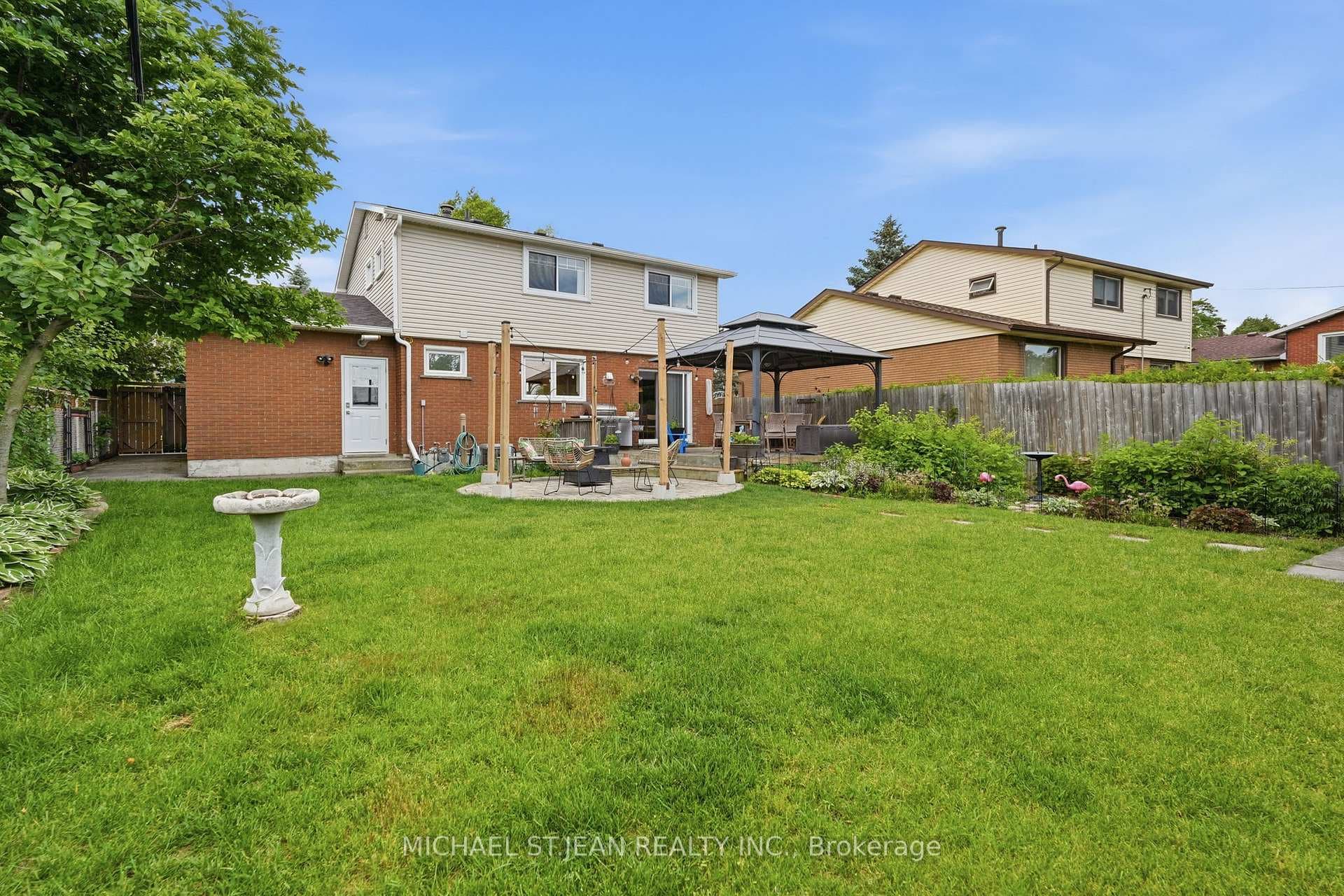6 Darlington Drive photo 49