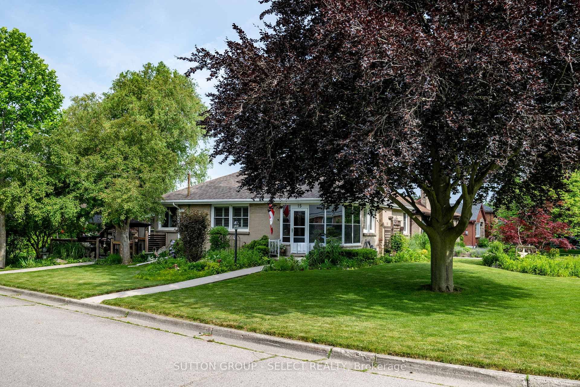 15 Marla Crescent photo 1